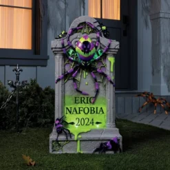 21" Bat Chain Yard Fence Stakes Outdoor Halloween Decorative Prop - Hyde And EEK! Boutique™: Black Graveyard Scene Prop -Halloween Supplies Store GUEST 12643f9e 0dde 41cc b76d 4fa54aaec176 1