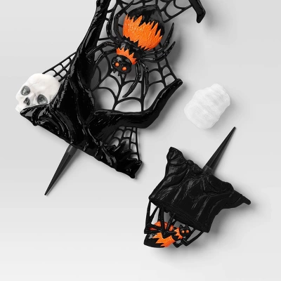 18" Spiders Scene Setter Halloween Decorative Prop Kit - Hyde And EEK! Boutique™ 2 18" Spiders Scene Setter Halloween Decorative Prop Kit - Hyde And EEK! Boutique™ - Image 2
