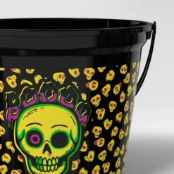 7.64" Skull Halloween Plastic Trick Or Treat Pail Black - Hyde And EEK! Boutique™ -Halloween Supplies Store GUEST 4f1f0b38 46d2 48a3 84cb df9fb11ff769