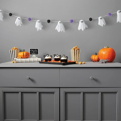 72" Iridescent Ghost Decorative Wall Garland White - Hyde And EEK! Boutique™ 1 72" Iridescent Ghost Decorative Wall Garland White - Hyde And EEK! Boutique™