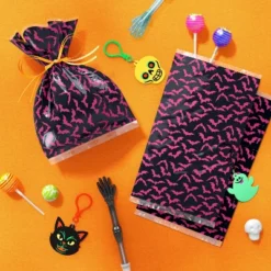 12ct Bat Cello Bag Party Favors - Hyde And EEK! Boutique™