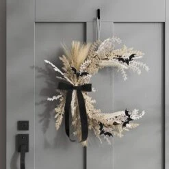 4pk Halloween Clip-on Bat Figurines - Hyde And EEK! Boutique™ Black